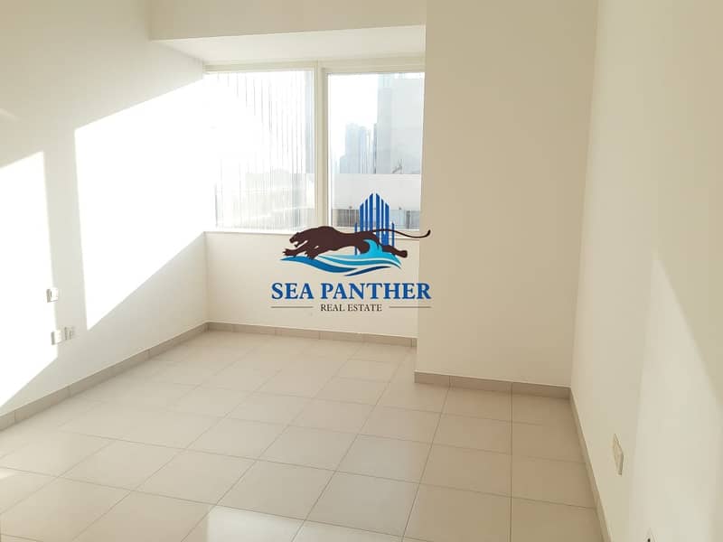 9 STUNNING 3 BHK in BLUE TOWER | COMMISSION FREE