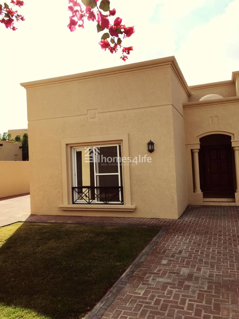 5 Arabic Style Villa For Rent