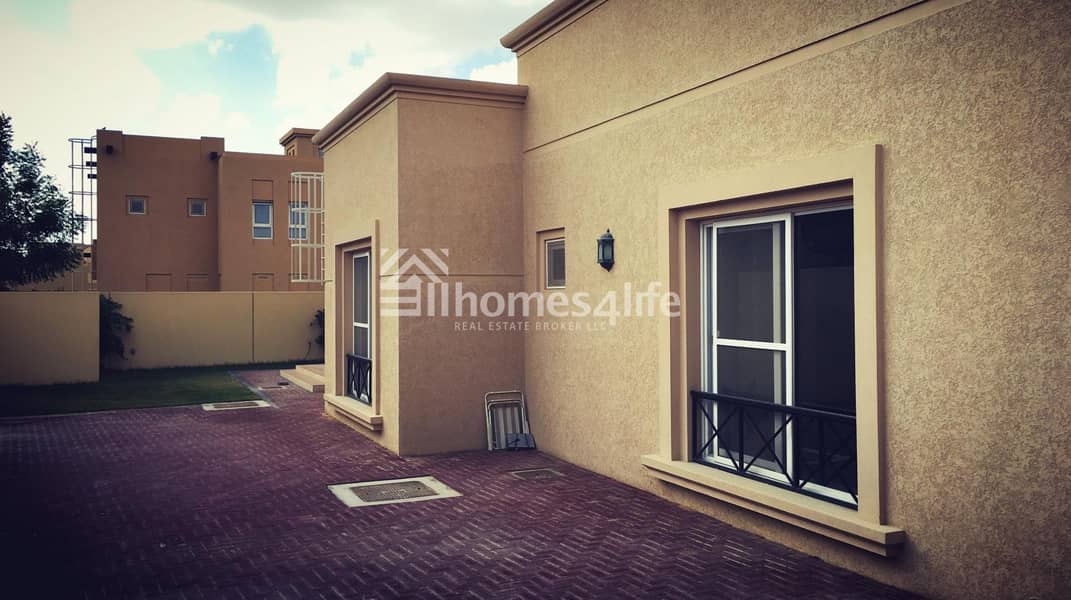 8 Arabic Style Villa For Rent