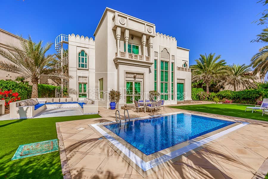 Luxury Upgrated Villa