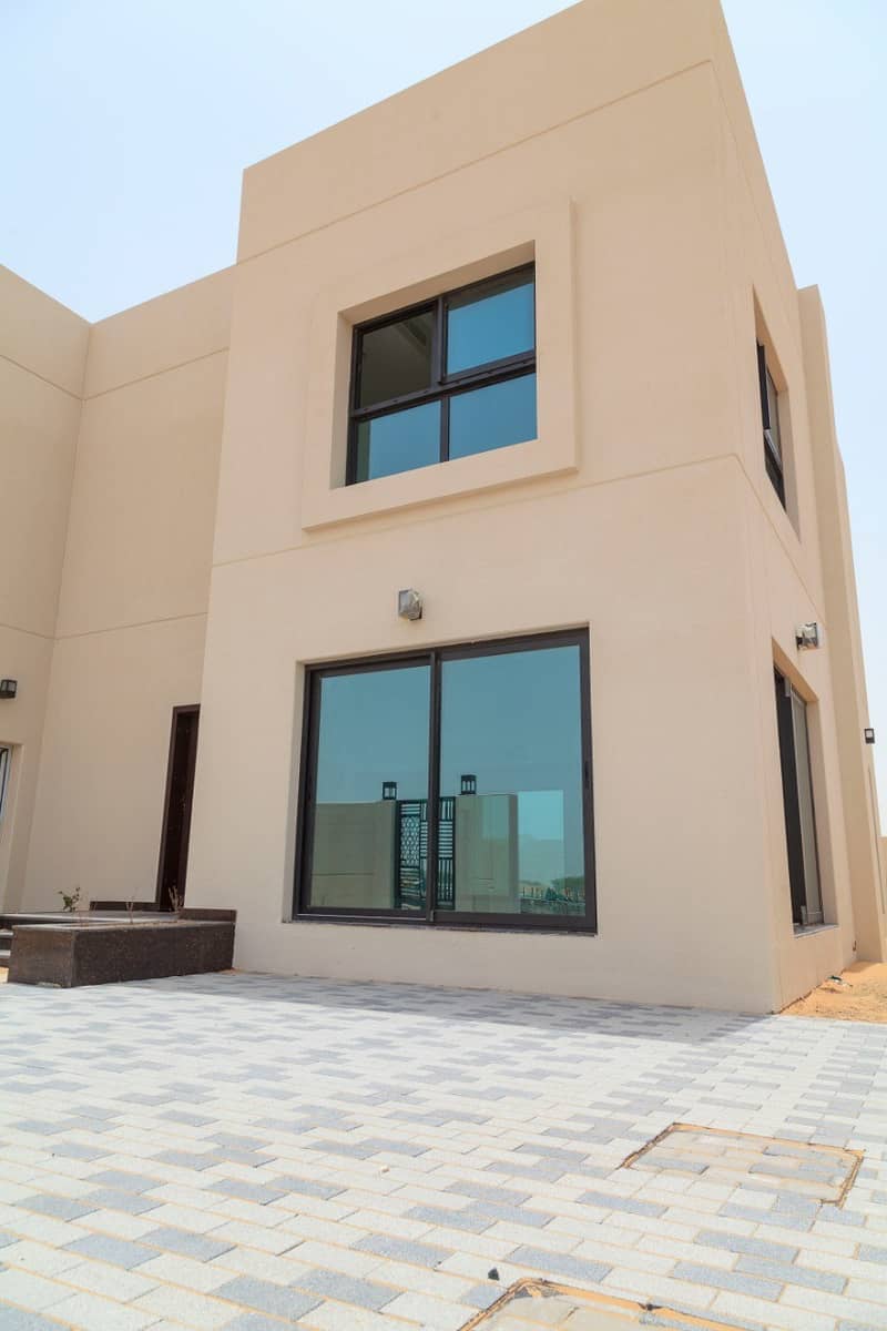 Have your own villa with 3 bedrooms in Sharjah sustainable city Al Rahmaniya