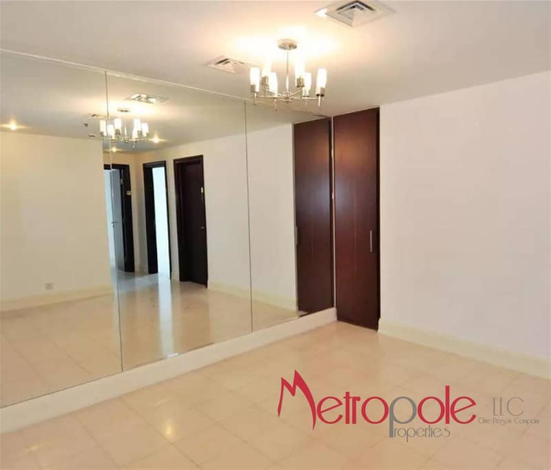 3 Bedrooms Apartment with Marina View and Golf course View in Al Mesk Tower