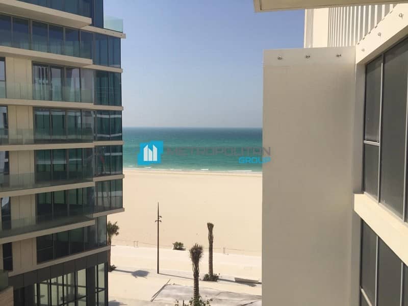 Appealing 2BR+M with Balcony and Partial Sea View!