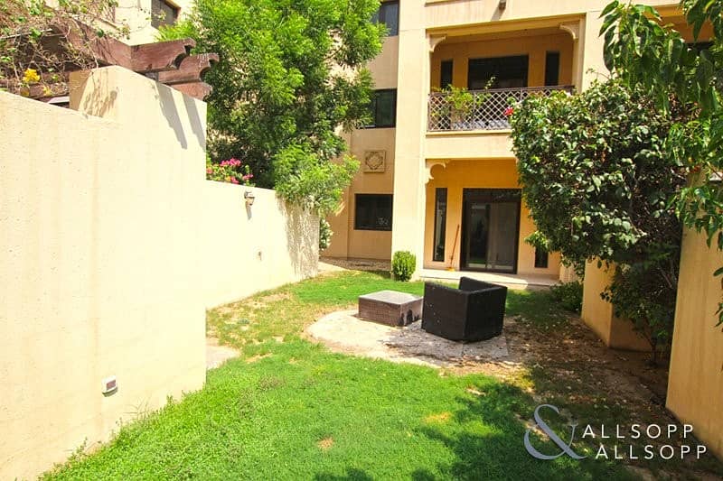 Two Bedrooms | Garden | Covered Parking<BR/><BR/>