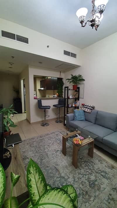 Deal !!Fully Furnished !!!!! One bedroom for rent-Mazaya Deal !!Fully Furnished !!!!! One bedroom for rent-Mazaya