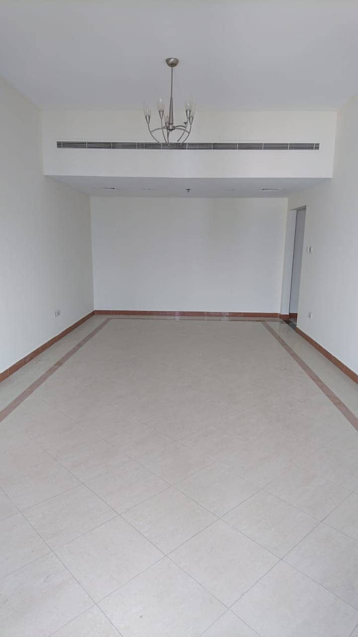 !! MOST LUXURIUS CHILLER FREE 3 BHK WITH BIG SIZE MAID ROOM 4 WASHROOM