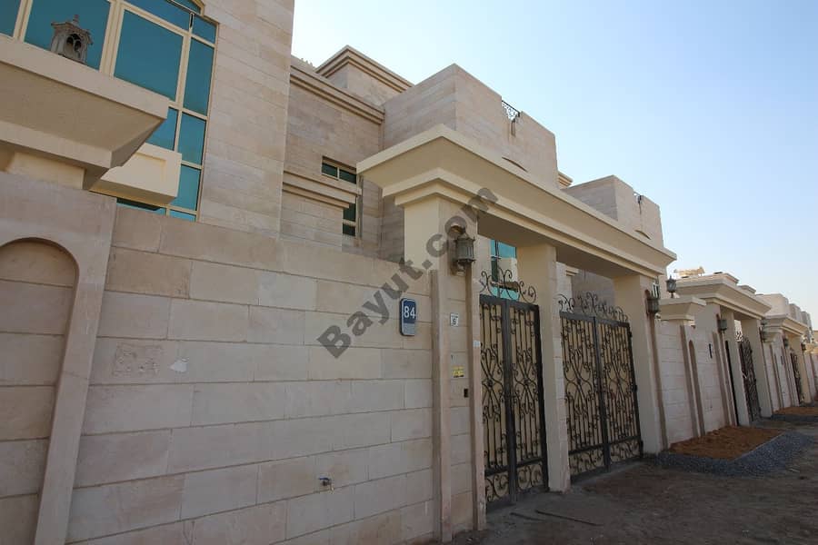 شقة في مركز محمد بن زايد،مدينة محمد بن زايد 1 غرفة 31000 درهم - 4579407