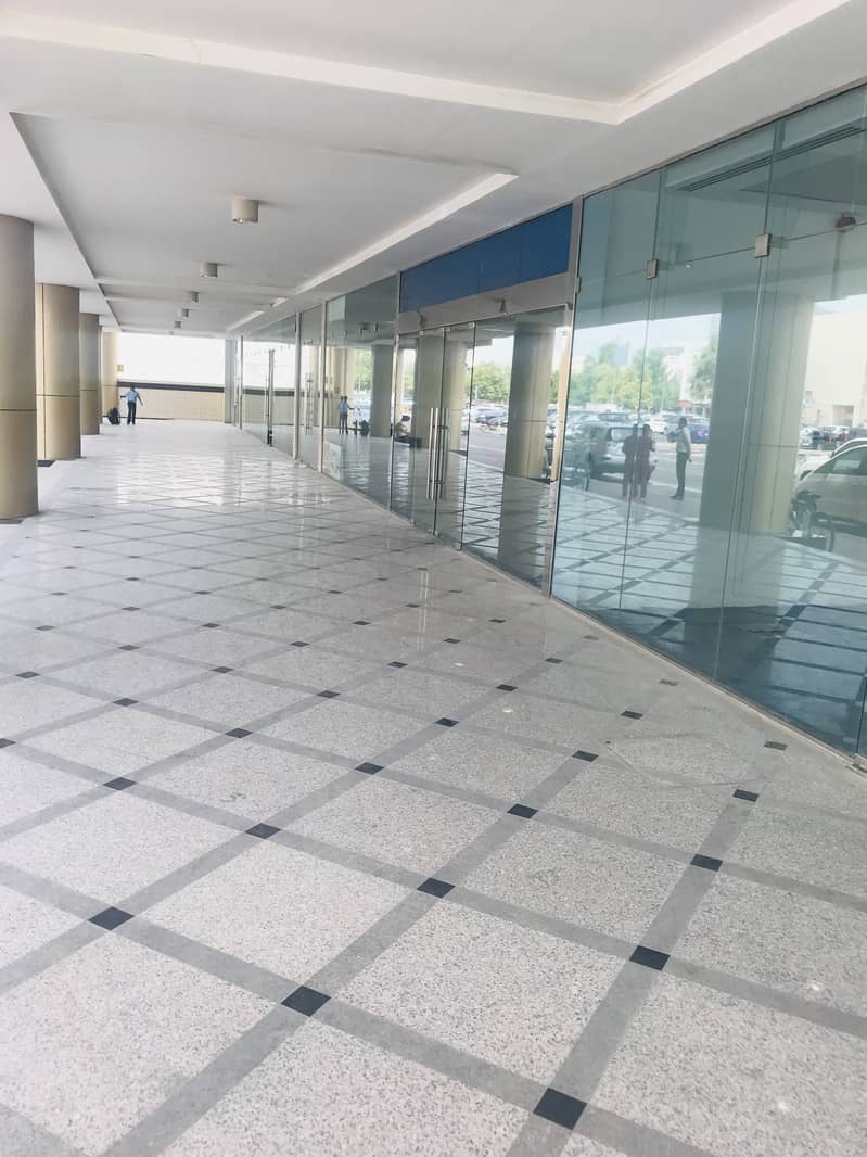 34 Shop for rent in Karama
