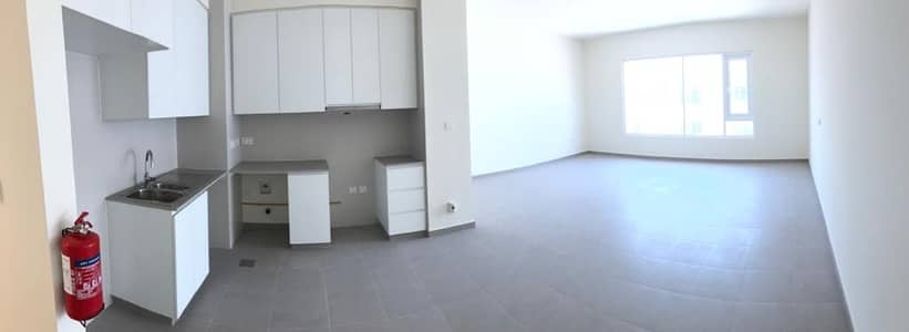 HURRY 2 BED READY TOWN HOME | GOLF COURSE COMMUNITY | ENJOY PRIVACY