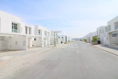 Corner unit | Extended Plot | 3 Bed + Maid Corner unit | Extended Plot | 3 Bed + Maid