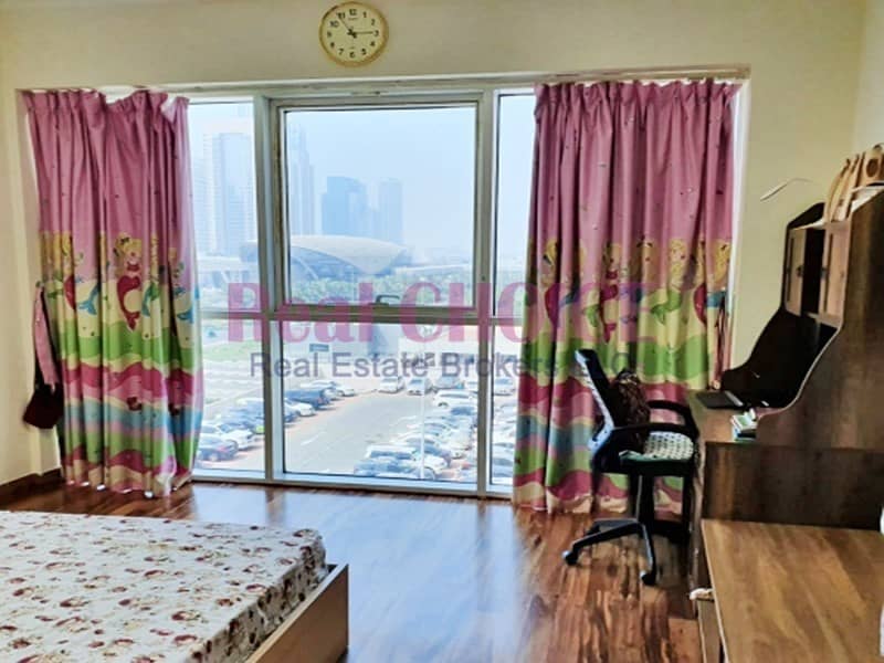 5 Flat with very less price|Front of metro station