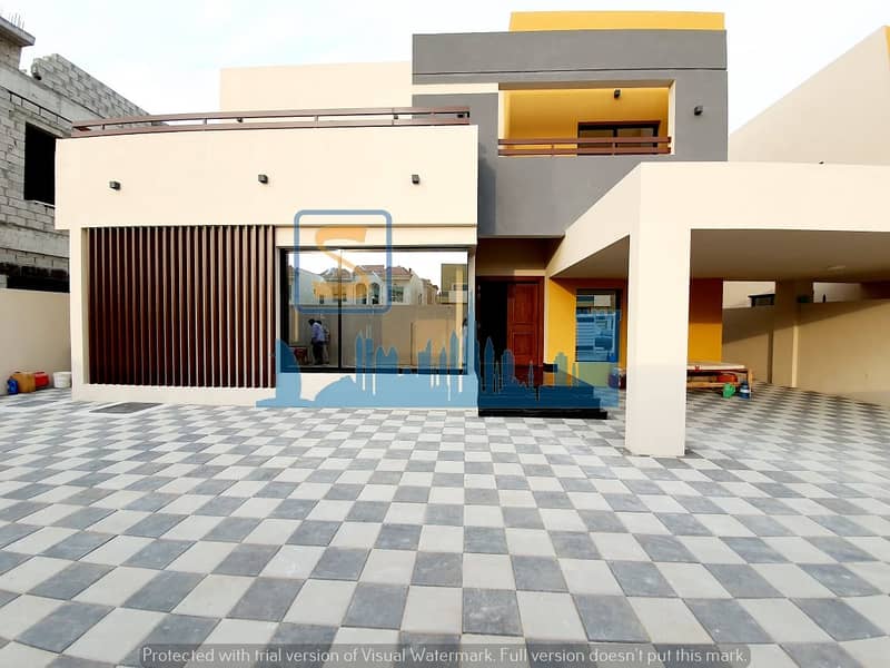modern  villa, very sophisticated design, at a special price