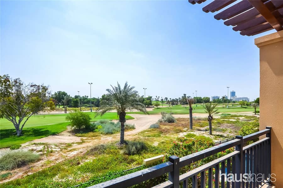 Golf View | Amazing Perks | Emirates Living