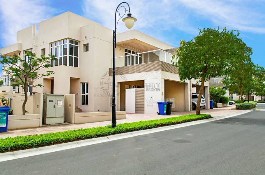 MODERN - TWIN VILLA | 4 BR + STUDY + MAID MODERN - TWIN VILLA | 4 BR + STUDY + MAID