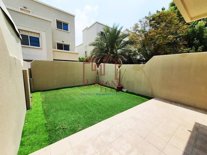 Move in I Spacious 2BR w/ private garden Move in I Spacious 2BR w/ private garden