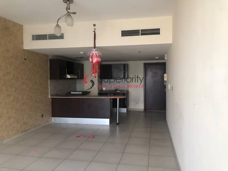 Nice 2 BHK for sale in Dubai Arch tower