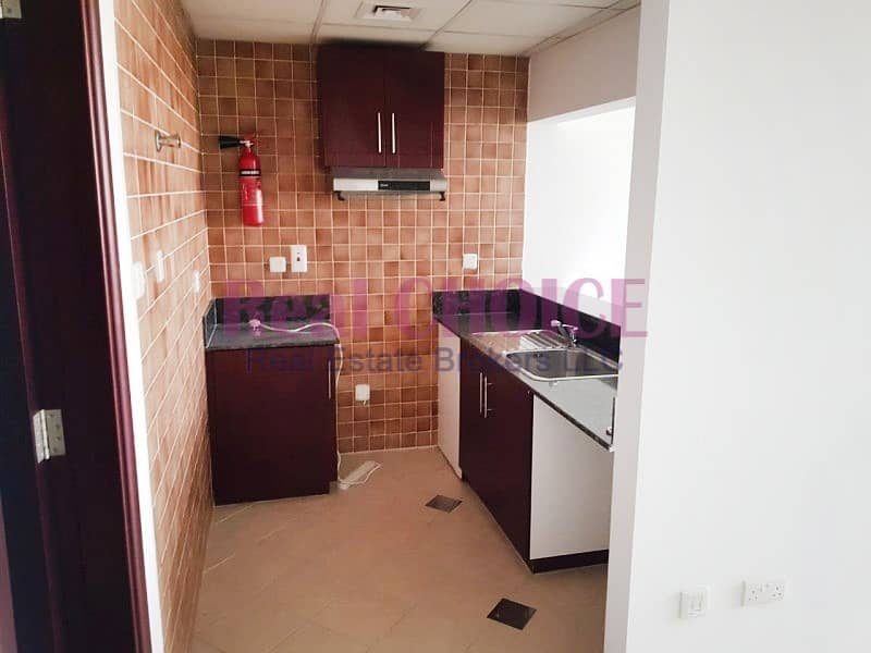 3 Amazing flat in front of bus station with less price
