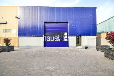 Fitted Warehouse Unit | Parking | A/C | Offices Fitted Warehouse Unit | Parking | A/C | Offices