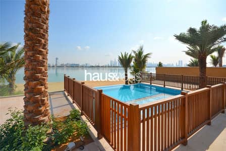 Full Custom | Cinema | Basement | Lift | Beach Full Custom | Cinema | Basement | Lift | Beach