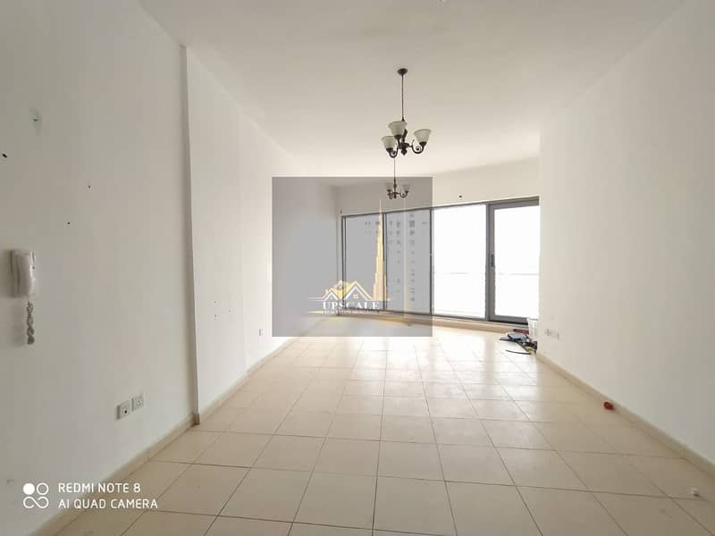 11 EXCLUSIVE OFFER SPACIOUS 1 BHK APT FOR 380K IN DUBAILAND