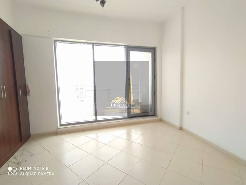 25 EXCLUSIVE OFFER SPACIOUS 1 BHK APT FOR 380K IN DUBAILAND