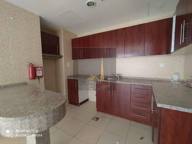 51 EXCLUSIVE OFFER SPACIOUS 1 BHK APT FOR 380K IN DUBAILAND