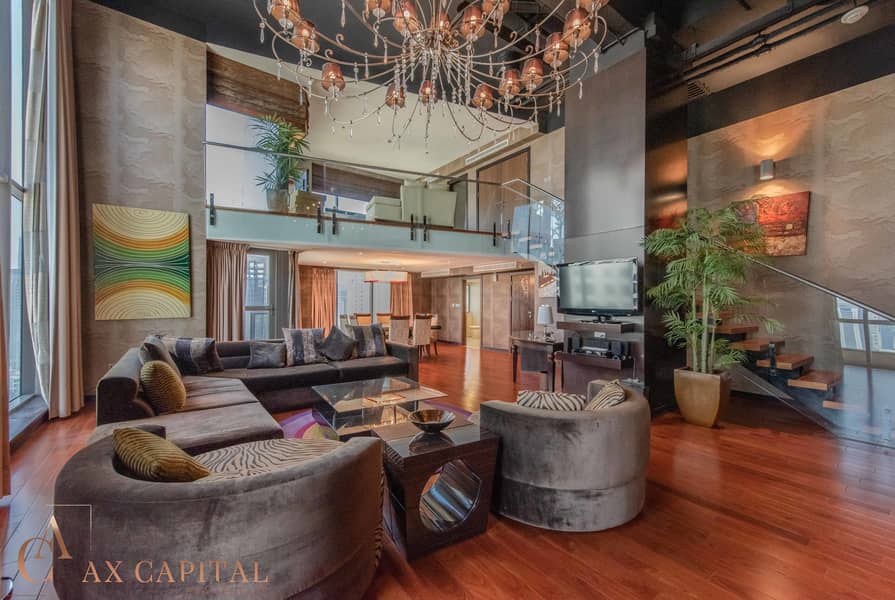 Loft Apartment | Luxury Furniture | Upgraded