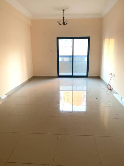 1 Month Free 1Bhk With Balcony Opposite Sahara Centre