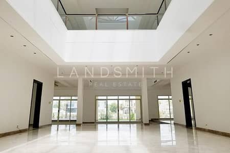 Exclusive Luxurious 5BR Villa in Emirates Hills Exclusive Luxurious 5BR Villa in Emirates Hills