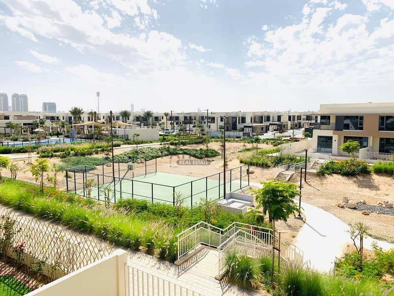 On Th Pool & Park | 5 BR+Maid | Chiller Free On Th Pool & Park | 5 BR+Maid | Chiller Free
