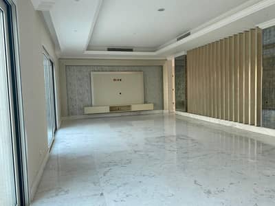 Elegant and Spacious 7 bedroom with 2 Suits Villa in MBZ for 9.5M (Limited Offer) Elegant and Spacious 7 bedroom with 2 Suits Villa in MBZ for 9.5M (Limited Offer)