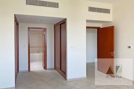 Luxurious 2 Bedroom at Motor city (Barton House) Luxurious 2 Bedroom at Motor city (Barton House)