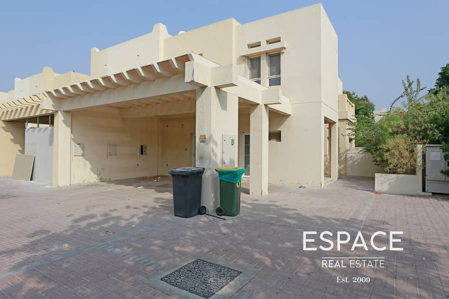 C End - Zulal - Close To Park and Pool C End - Zulal - Close To Park and Pool