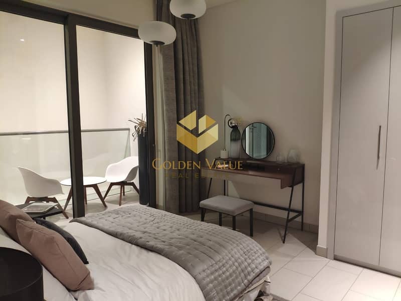 11 Discounted Price l One bedroom at a premium location l Facing Burj and Canal l Opportunity  high ROI and High quality l