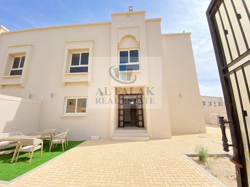 3 bedrooms villa for rent in Al Barashi with one month Free Offer