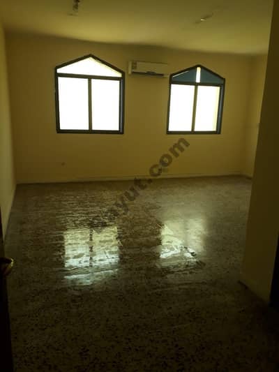 Excellent Quality Big size studio for rent in Najda street just in 32000 AED per year Excellent Quality Big size studio for rent in Najda street just in 32000 AED per year