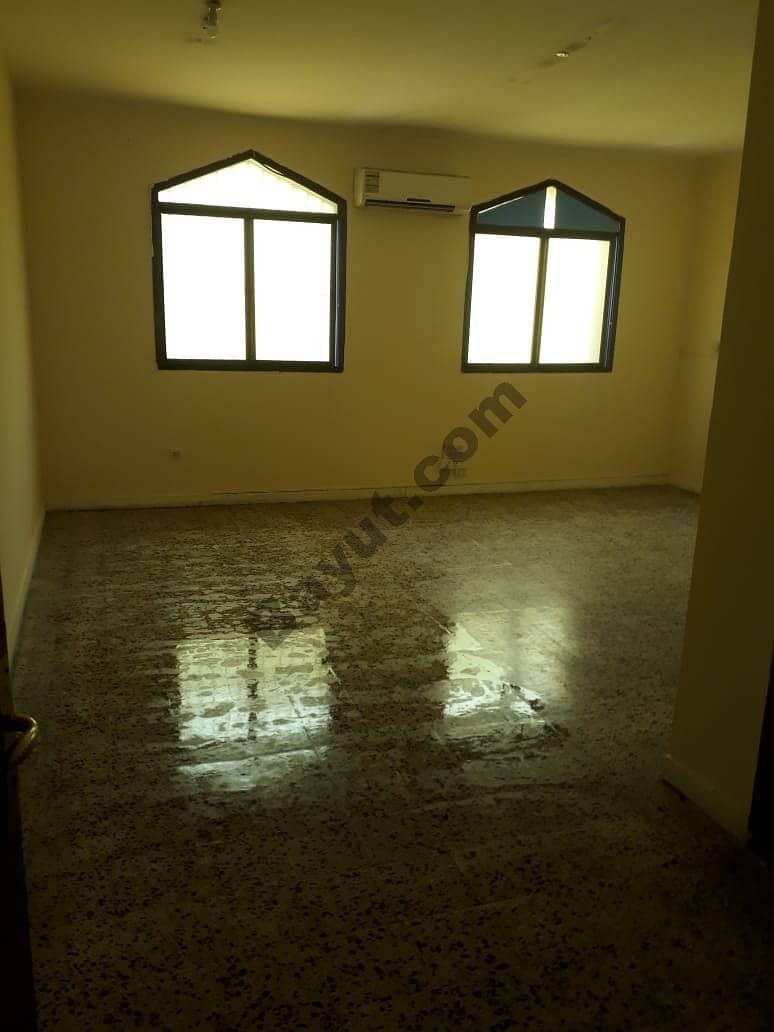 Excellent Quality Big size studio for rent in Najda street just in 32000 AED per year Excellent Quality Big size studio for rent in Najda street just in 32000 AED per year