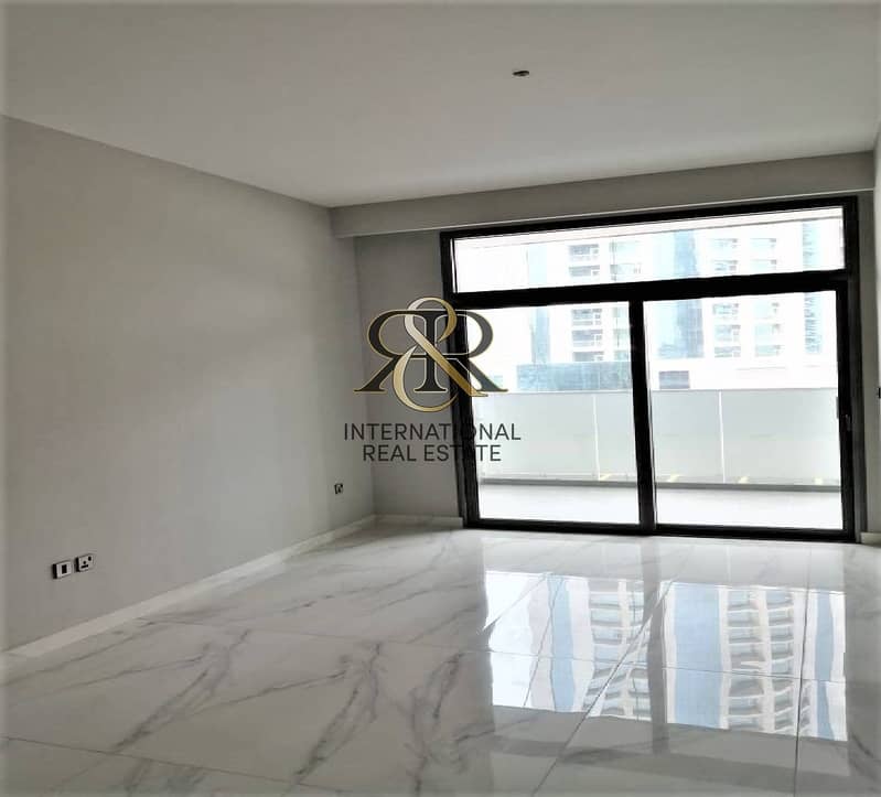 Fully Furnished Studio Canal View | Close to Dubai Mall