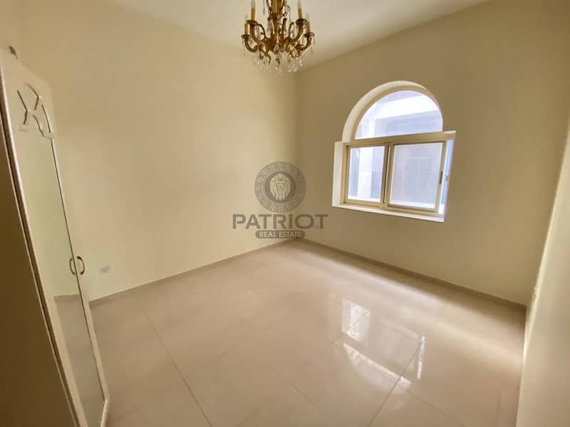 7 CLOSE TO LA MER 5BR MAIDS SHARED POOL COMPOUND IN JUMEIRAH 1