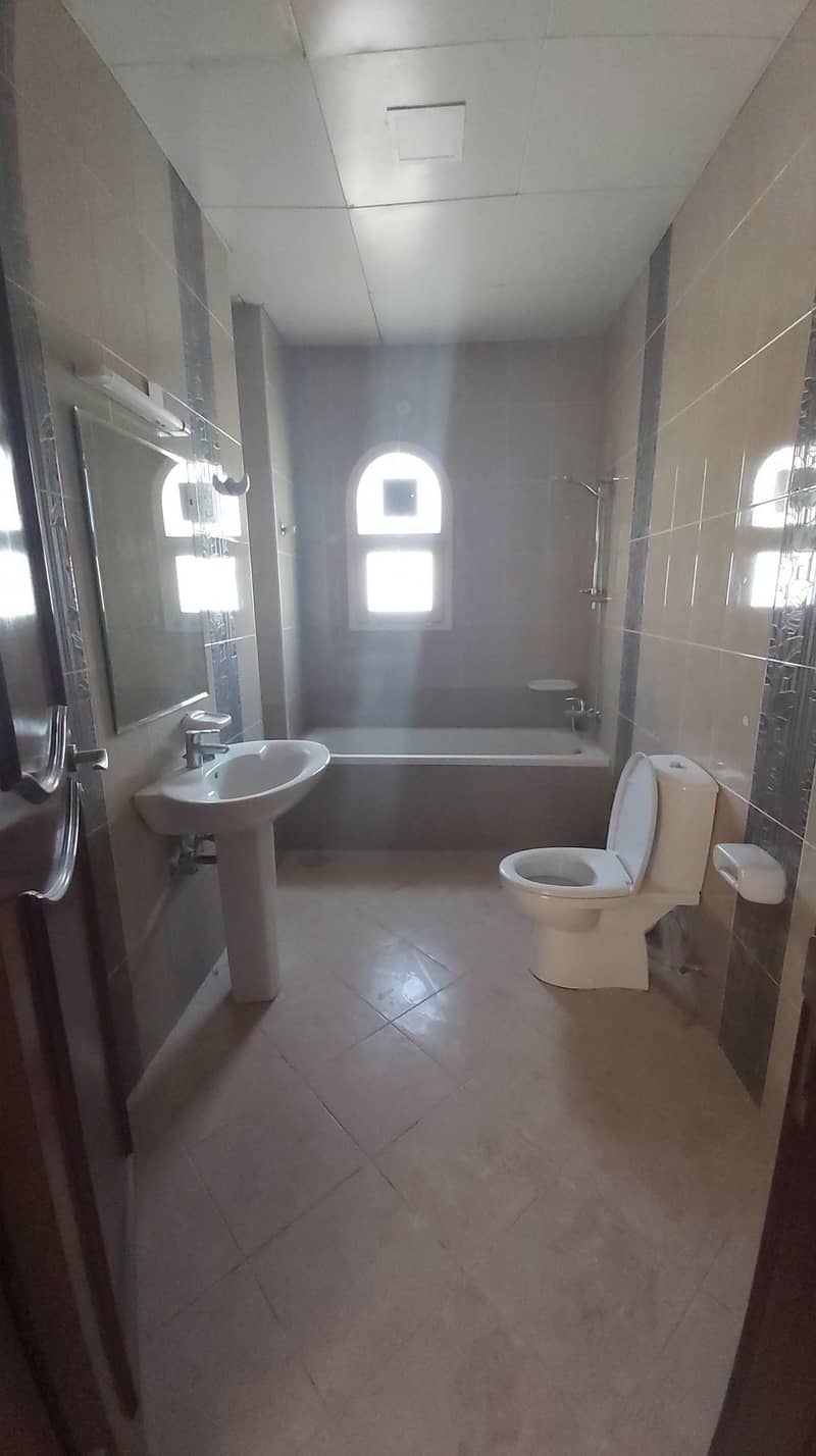 17 Standalone Villa|Spacious Rooms+Big  2 Majlis Halls