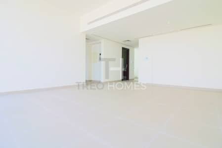 Close to Entrance | Vacant | Landscaped Close to Entrance | Vacant | Landscaped