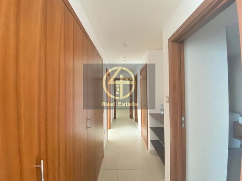 25 Sea View|Charming  2 Master Bedroom Apartment!