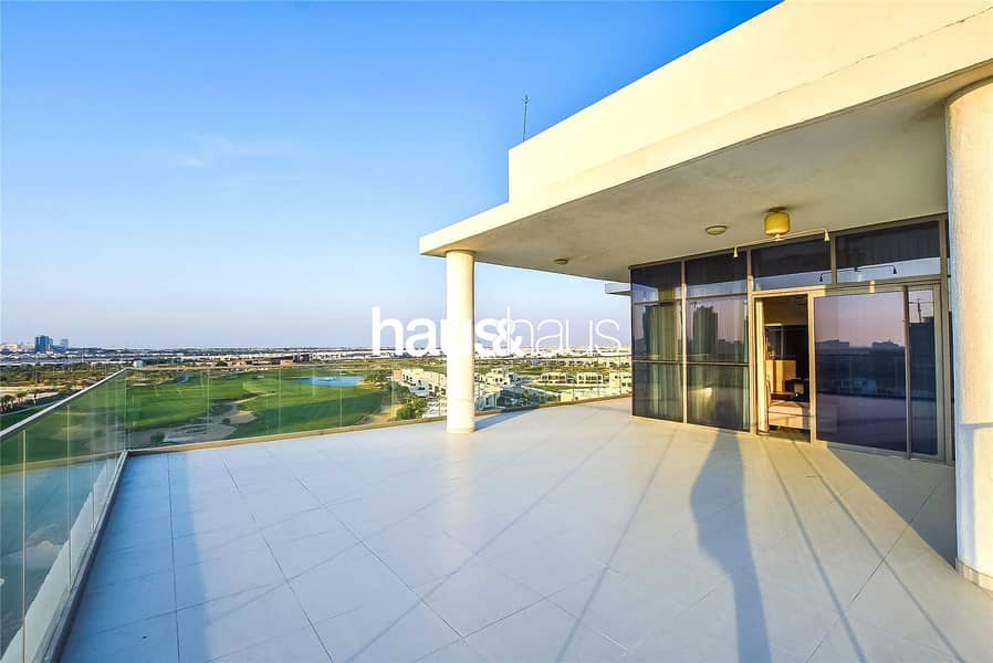 Available Now | Furnished 3 Bed | Full Golf View
