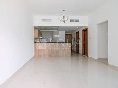 Garden View | Maid's Room | Next to Tram Garden View | Maid's Room | Next to Tram