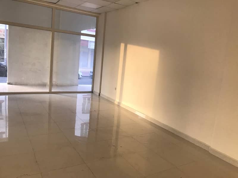 SHOP FOR RENT IN INTERNATIONAL CITY- X-19