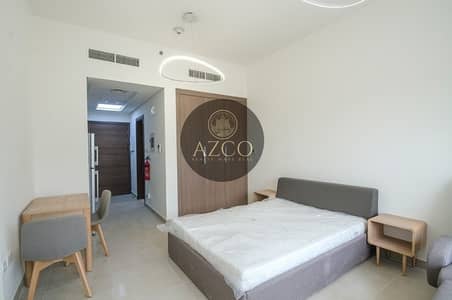 Huge Furnished Studio with Balcony and Car Parking Huge Furnished Studio with Balcony and Car Parking