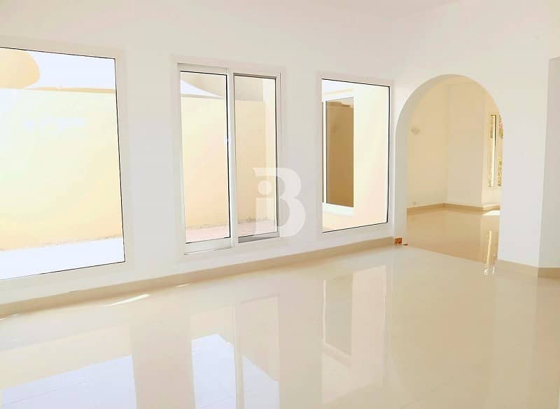 Renovated Single Storey  Villa | Jumeirah 3