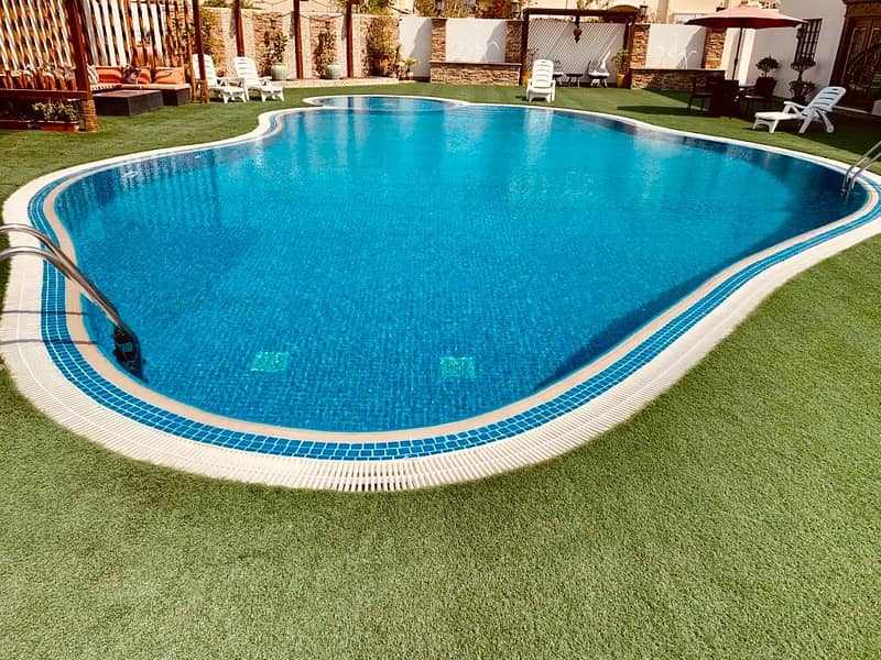 4 BR Villa +Maidsroom —gym—pool —in Jafiliya