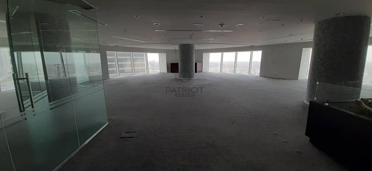 8 Chiller Free|Fitted Office| SZR & Sea Views