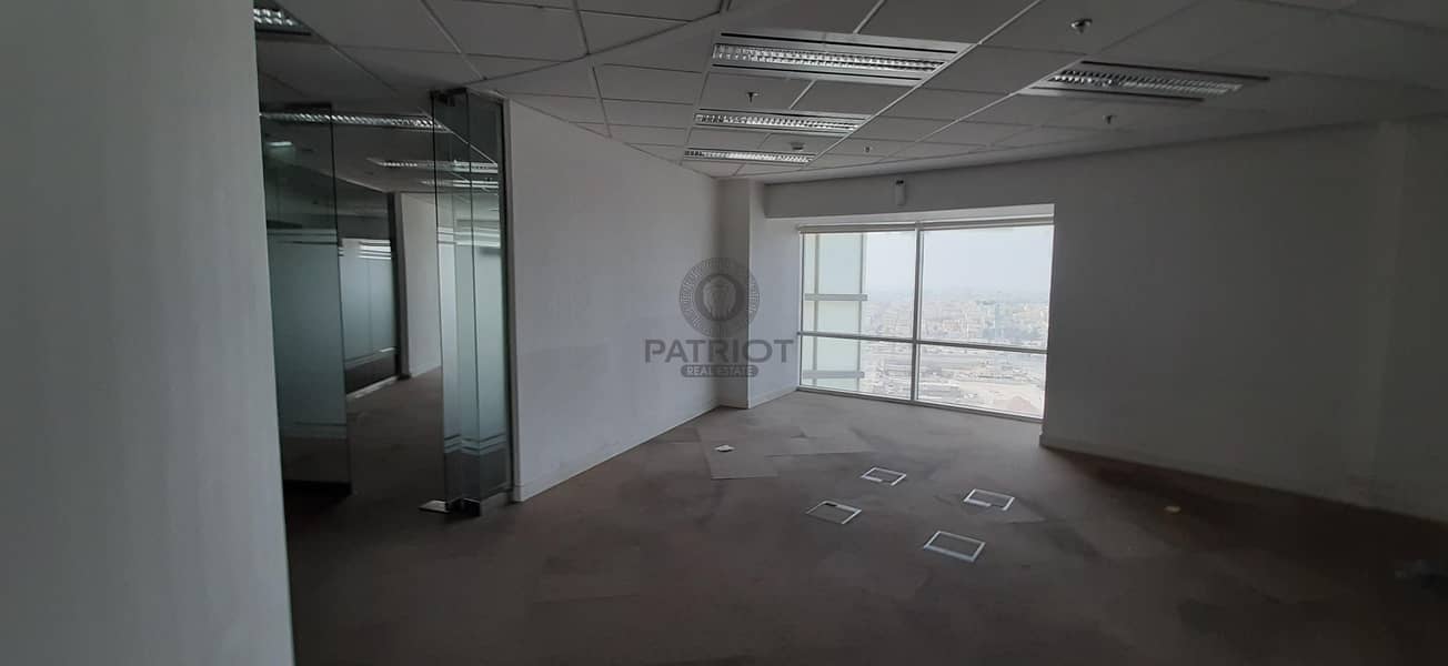 29 Chiller Free|Fitted Office| SZR & Sea Views